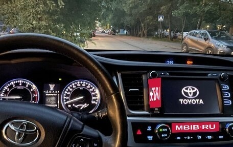 Toyota Highlander III, 2014 год, 3 100 000 рублей, 8 фотография