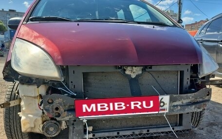 Mitsubishi Colt VI рестайлинг, 2004 год, 170 000 рублей, 11 фотография