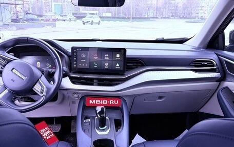 Haval F7x I, 2022 год, 2 300 000 рублей, 15 фотография