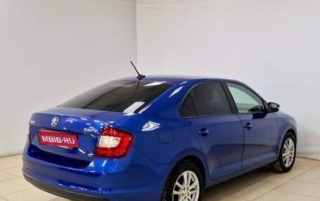 Skoda Rapid I, 2018 год, 880 000 рублей, 5 фотография