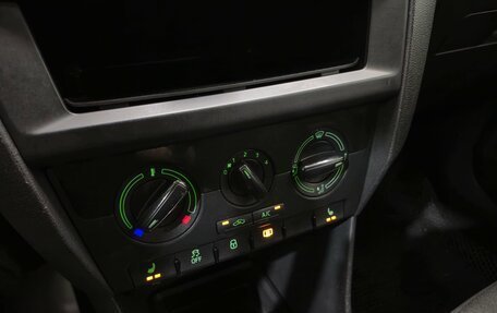 Skoda Rapid I, 2018 год, 880 000 рублей, 21 фотография
