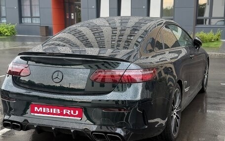 Mercedes-Benz E-Класс, 2017 год, 3 300 000 рублей, 2 фотография