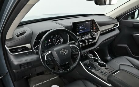 Toyota Highlander, 2020 год, 3 449 000 рублей, 6 фотография