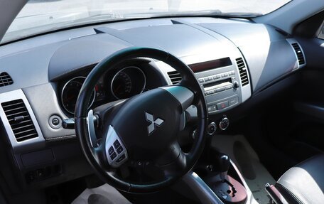 Mitsubishi Outlander III рестайлинг 3, 2012 год, 1 350 000 рублей, 7 фотография
