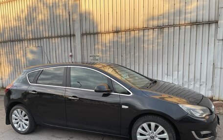 Opel Astra J, 2013 год, 750 000 рублей, 4 фотография