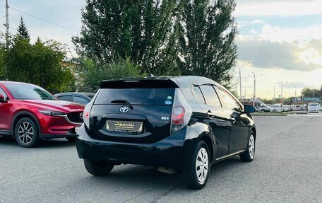 Toyota Aqua I, 2013 год, 899 999 рублей, 6 фотография