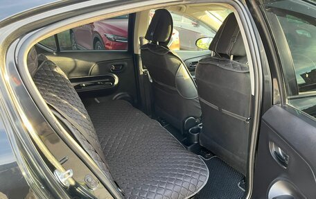 Toyota Aqua I, 2013 год, 899 999 рублей, 12 фотография