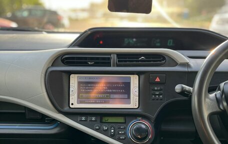 Toyota Aqua I, 2013 год, 899 999 рублей, 19 фотография