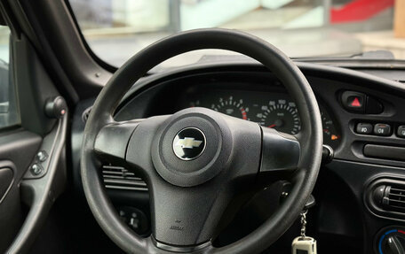 Chevrolet Niva I рестайлинг, 2015 год, 639 000 рублей, 14 фотография