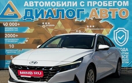 Hyundai Avante, 2022 год, 1 780 000 рублей, 10 фотография