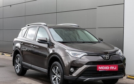 Toyota RAV4, 2019 год, 2 449 000 рублей, 3 фотография