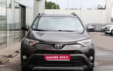Toyota RAV4, 2019 год, 2 449 000 рублей, 2 фотография