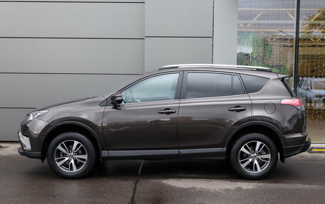 Toyota RAV4, 2019 год, 2 449 000 рублей, 8 фотография