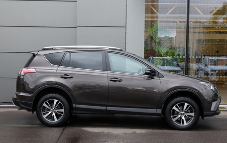 Toyota RAV4, 2019 год, 2 449 000 рублей, 4 фотография