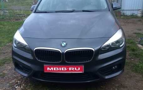 BMW 2 серия Grand Tourer F46 рестайлинг, 2015 год, 1 400 000 рублей, 1 фотография