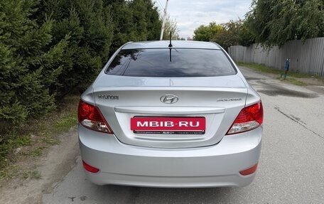 Hyundai Solaris II рестайлинг, 2013 год, 690 000 рублей, 18 фотография