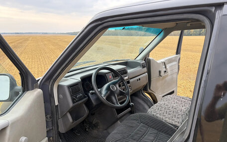 Volkswagen Transporter T4, 2002 год, 900 000 рублей, 3 фотография