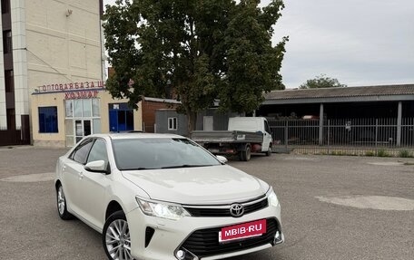 Toyota Camry, 2016 год, 1 450 000 рублей, 2 фотография