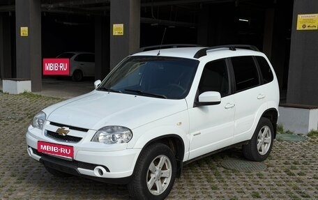 Chevrolet Niva I рестайлинг, 2013 год, 549 000 рублей, 3 фотография