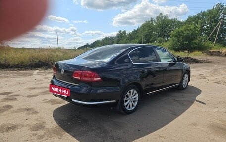 Volkswagen Passat B7, 2011 год, 900 000 рублей, 4 фотография