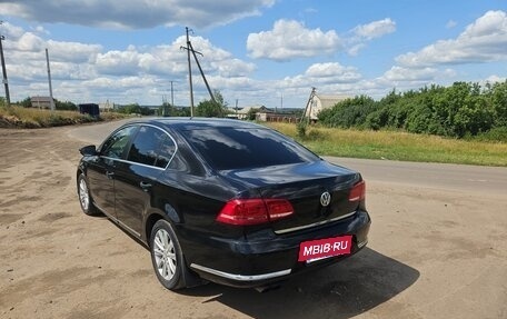 Volkswagen Passat B7, 2011 год, 900 000 рублей, 3 фотография