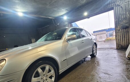 Mercedes-Benz E-Класс, 2007 год, 1 100 000 рублей, 10 фотография