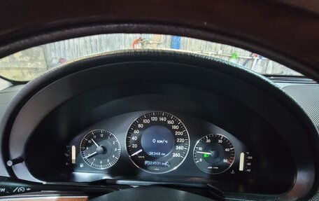Mercedes-Benz E-Класс, 2007 год, 1 100 000 рублей, 9 фотография
