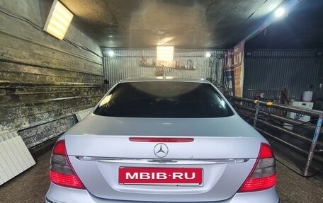 Mercedes-Benz E-Класс, 2007 год, 1 100 000 рублей, 14 фотография
