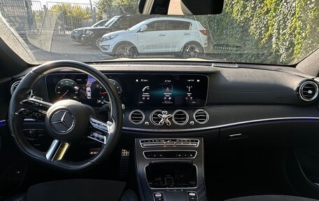 Mercedes-Benz E-Класс, 2020 год, 4 500 000 рублей, 10 фотография
