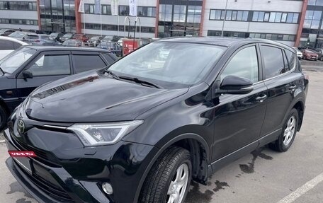 Toyota RAV4, 2018 год, 2 090 000 рублей, 2 фотография