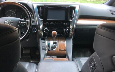 Toyota Alphard III, 2016 год, 3 950 000 рублей, 8 фотография