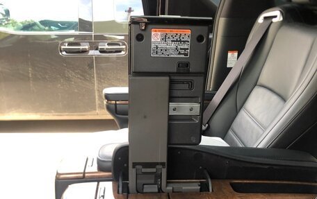 Toyota Alphard III, 2016 год, 3 950 000 рублей, 17 фотография