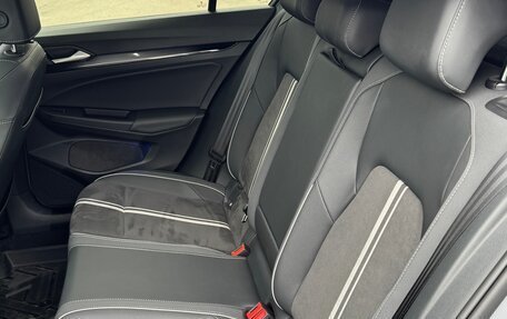 Volkswagen Golf VIII, 2022 год, 2 650 000 рублей, 12 фотография