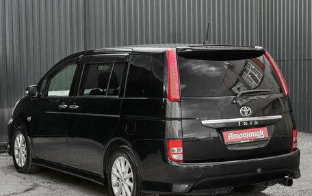 Toyota ISis I, 2010 год, 1 270 000 рублей, 6 фотография