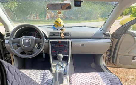 Audi A4, 2005 год, 680 000 рублей, 20 фотография