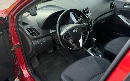 Hyundai Solaris II рестайлинг, 2015 год, 830 000 рублей, 3 фотография