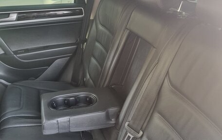Volkswagen Touareg III, 2013 год, 1 890 000 рублей, 15 фотография