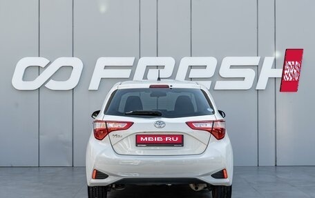 Toyota Vitz, 2019 год, 1 050 000 рублей, 4 фотография