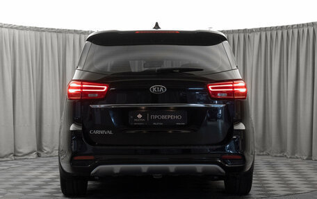 KIA Carnival III, 2020 год, 2 900 000 рублей, 6 фотография
