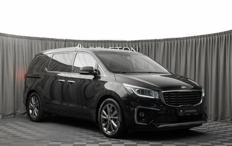 KIA Carnival III, 2020 год, 2 900 000 рублей, 2 фотография