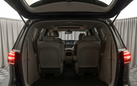 KIA Carnival III, 2020 год, 2 900 000 рублей, 28 фотография