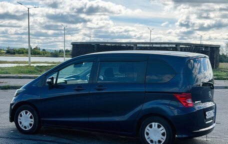 Honda Freed I, 2011 год, 990 000 рублей, 4 фотография