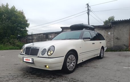 Mercedes-Benz E-Класс, 1996 год, 650 000 рублей, 4 фотография