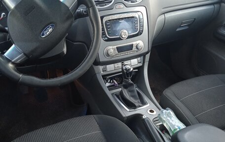 Ford Focus II рестайлинг, 2010 год, 260 000 рублей, 2 фотография