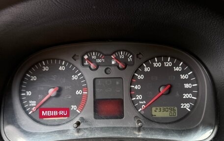 Volkswagen Golf IV, 2000 год, 250 000 рублей, 4 фотография