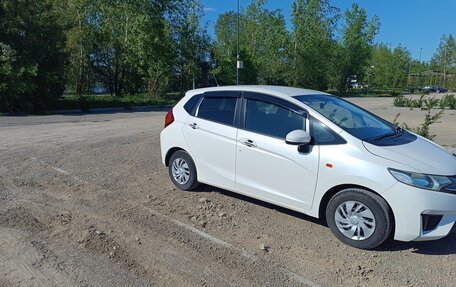 Honda Fit III, 2014 год, 965 000 рублей, 3 фотография