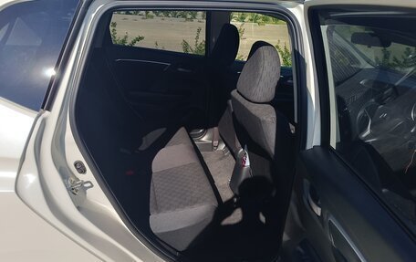 Honda Fit III, 2014 год, 965 000 рублей, 6 фотография