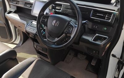 Honda Stepwgn IV, 2017 год, 1 650 000 рублей, 1 фотография