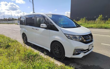 Honda Stepwgn IV, 2017 год, 1 650 000 рублей, 14 фотография