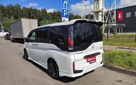 Honda Stepwgn IV, 2017 год, 1 650 000 рублей, 13 фотография